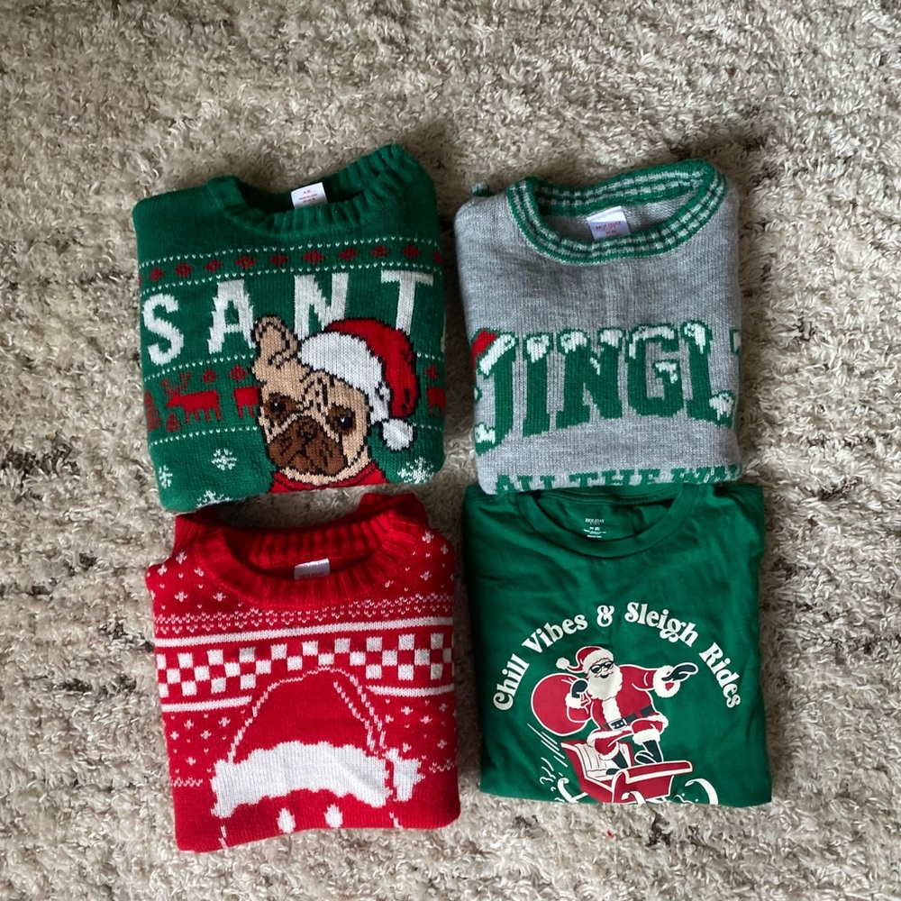 Holiday Time Green T-Shirt and sweaters